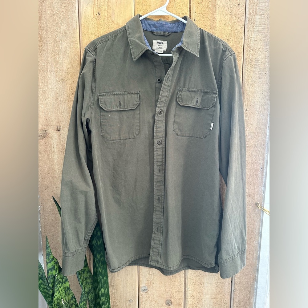 Men’s olive vans shirt